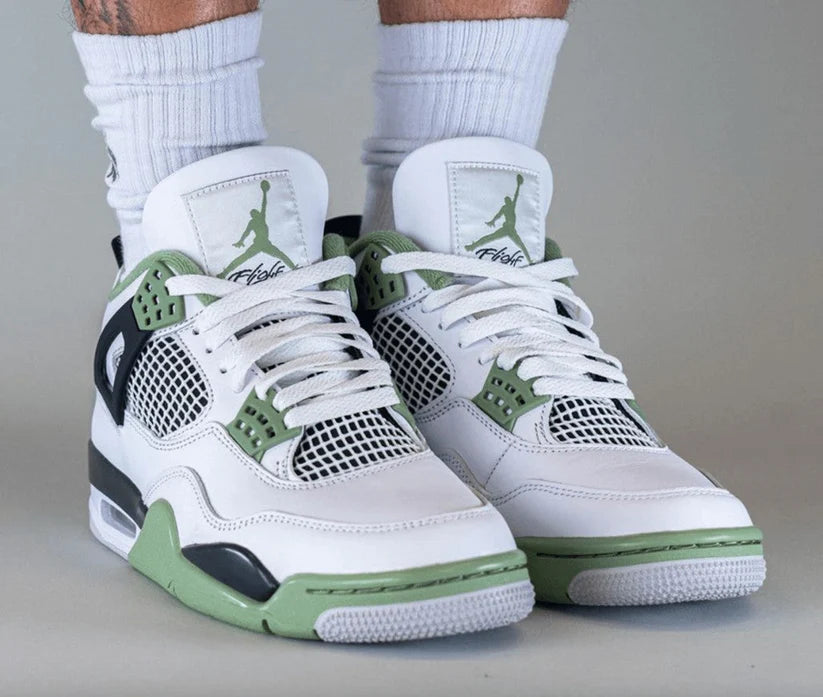 Air Jordan 4 Retro Seafoam